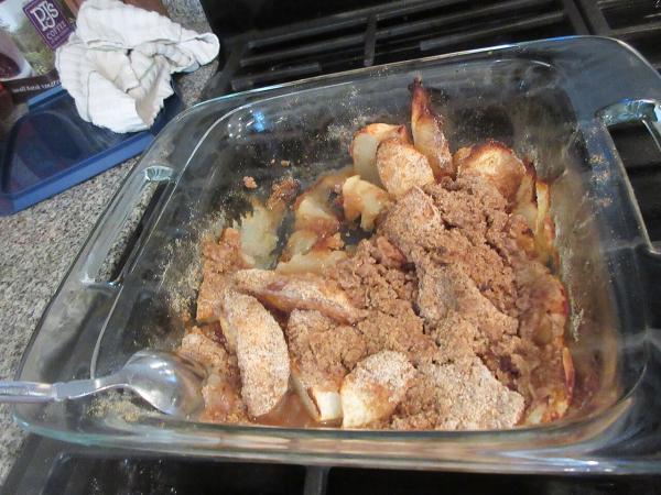 Apple Crisp Recipe: Crunchy Topping, Tender Apples photo