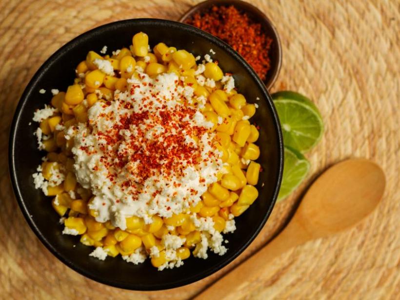 Cheesy Hot Corn Dip That People Devour photo