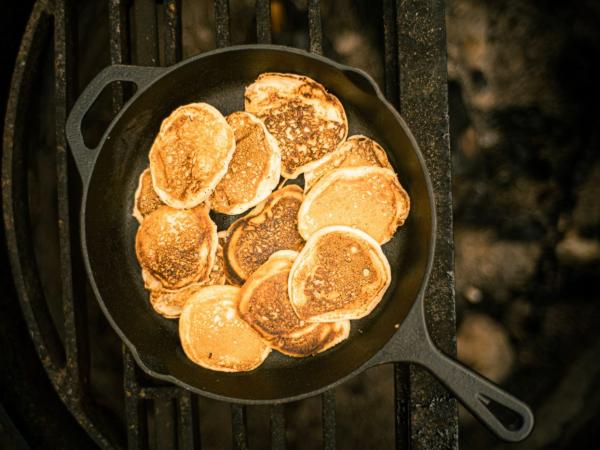 How to Make Southern Skillet Cornbread photo
